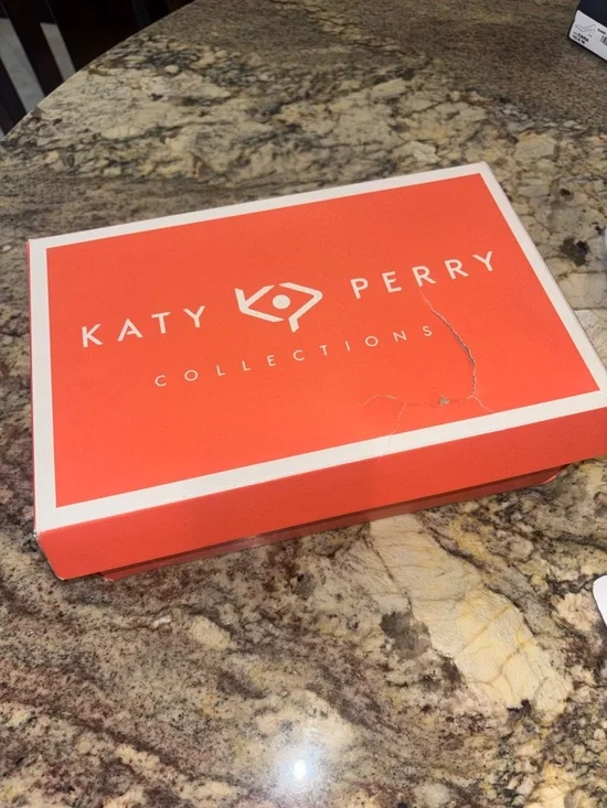 Katy Perry Checked In Slides Nib - Picture 9 of 9